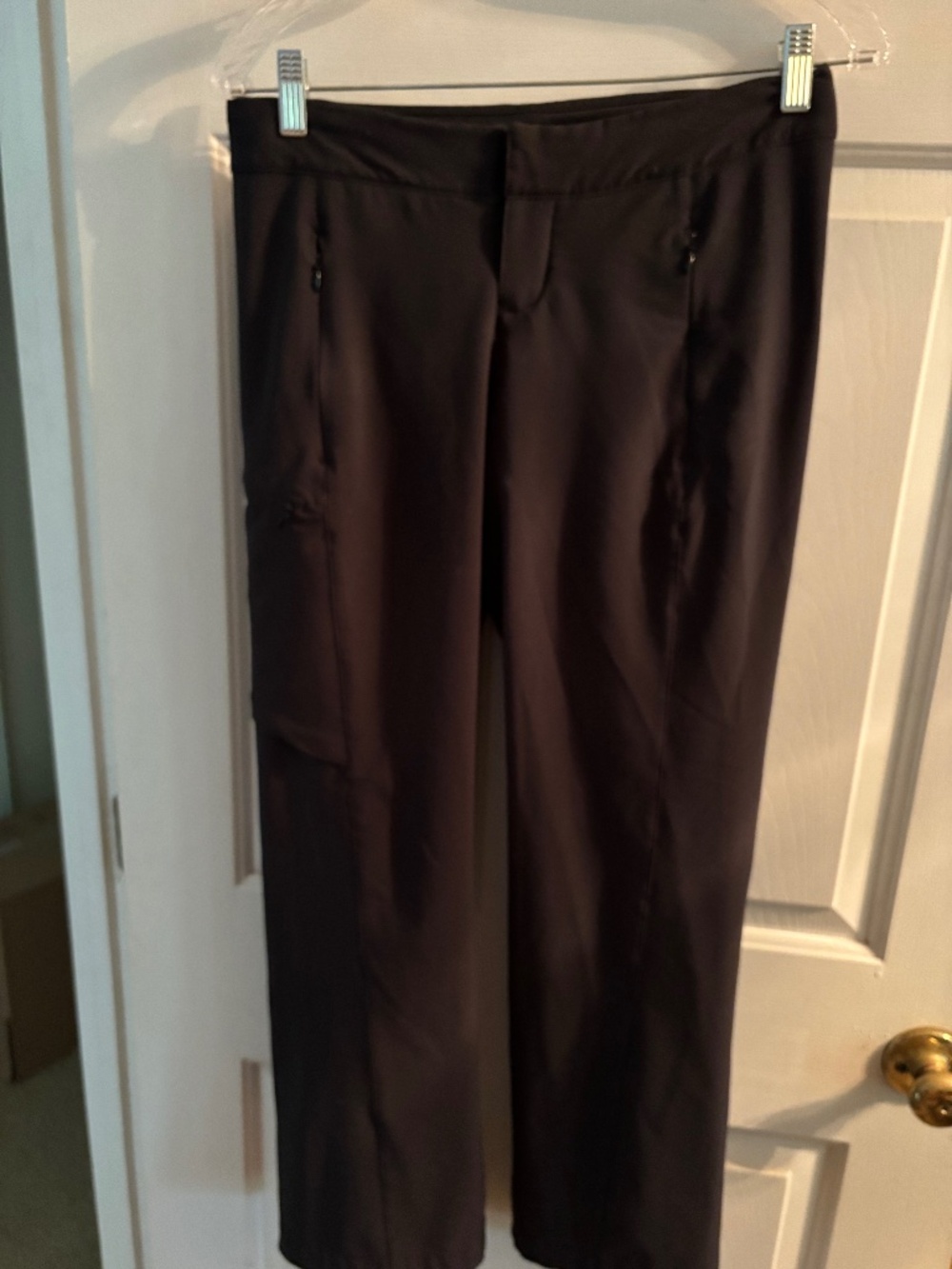 REI Black Capri w/Side Zips Size 2 Petite